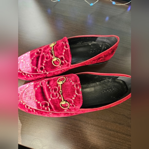 Gucci Jordaan Velvet Loafers, with Box - 39 - Picture 4 of 6